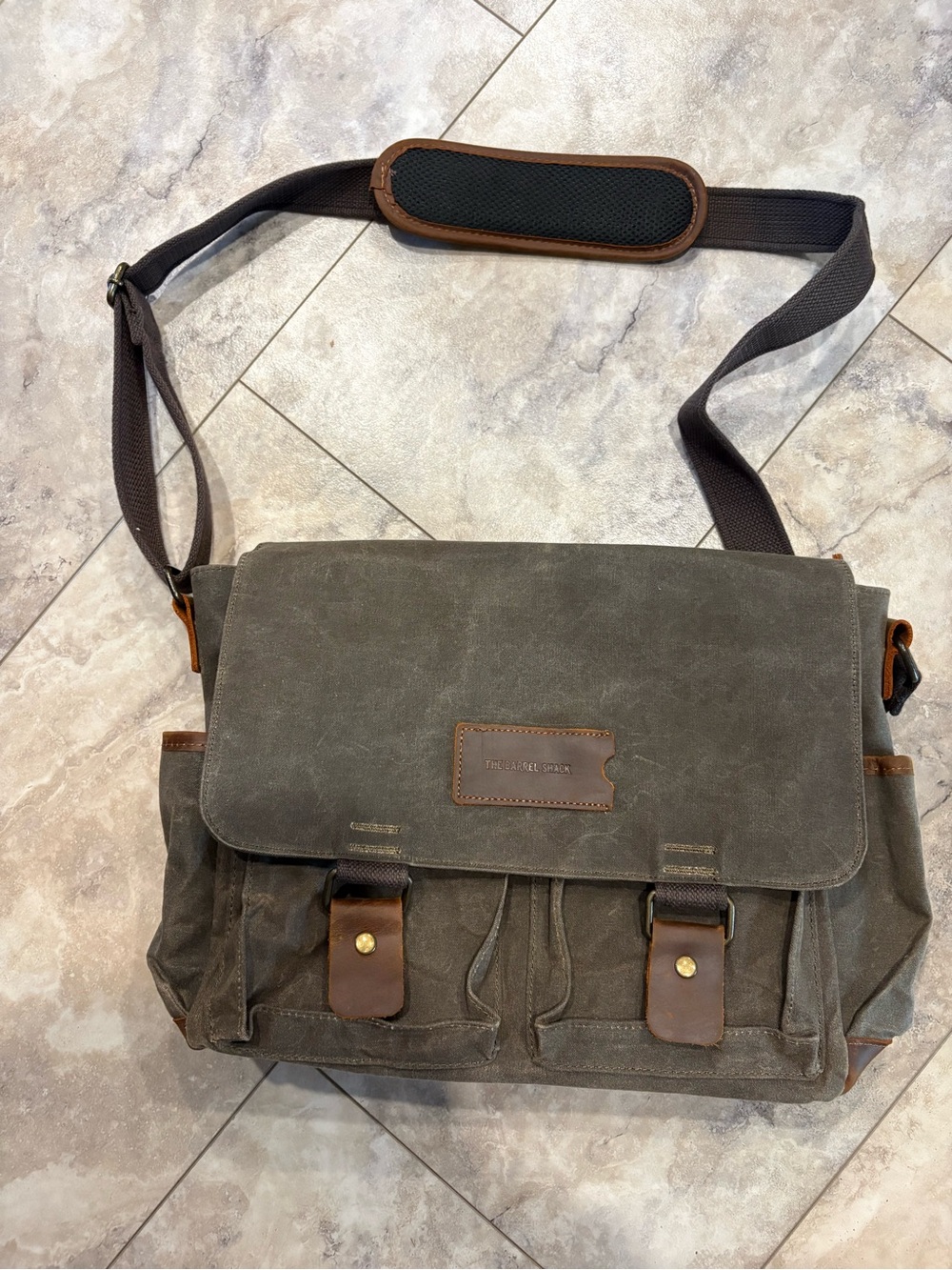 Canvas Messenger Bag for Men - Olive Green